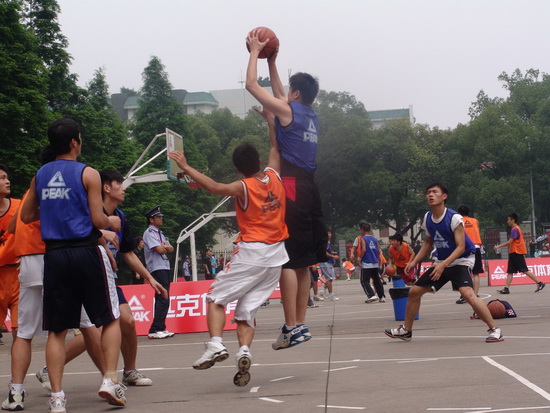 东部联盟中